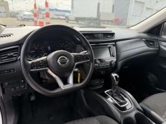 Used 2019  Nissan Rogue 4d SUV AWD S at Paradise Motors near Lansing&comma; MI
