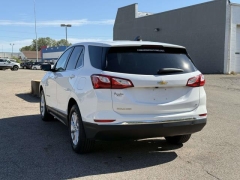Used 2020  Chevrolet Equinox 4d SUV FWD LT w/1LT at Paradise Motors near Lansing, MI