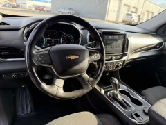 Used 2018  Chevrolet Traverse 4d SUV FWD LT Cloth w/1LT at Paradise Motors near Lansing, MI