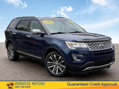 Used 2017 Ford Explorer 4d SUV 4WD Platinum at Paradise Motors near Lansing, MI