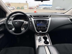 Used 2017  Nissan Murano 4d SUV FWD Platinum at Paradise Motors near Lansing&comma; MI