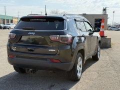 Used 2018  Jeep Compass 4d SUV 4WD Latitude at Paradise Motors near Lansing&comma; MI