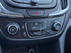 Used 2021  Chevrolet Equinox FWD 4dr LT w&sol;1LT at Paradise Motors near Lansing&comma; MI