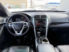 Used 2012  Ford Explorer 4d SUV 4WD Limited at Paradise Motors near Lansing&comma; MI
