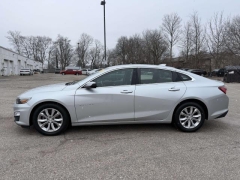 Used 2020  Chevrolet Malibu 4d Sedan LT at Paradise Motors near Lansing&comma; MI