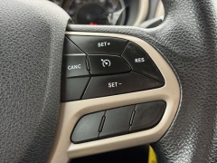 Used 2017  Jeep Cherokee 4d SUV 4WD Sport I4 at Paradise Motors near Lansing&comma; MI