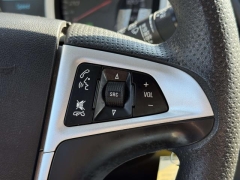 Used 2016  Chevrolet Equinox 4d SUV FWD LT at Paradise Motors near Lansing&comma; MI