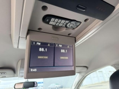 Used 2016  Chrysler Town & Country 4d Wagon Touring at Paradise Motors near Lansing&comma; MI