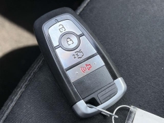 Used 2018 Ford Edge 4d SUV AWD SEL V6 at Paradise Motors near Lansing, MI