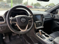 Used 2017  Jeep Grand Cherokee 4d SUV 4WD Limited at Paradise Motors near Lansing&comma; MI