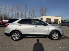 Used 2020  Chevrolet Equinox 4d SUV AWD LS w/1LS at Paradise Motors near Lansing, MI