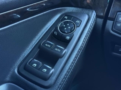 Used 2013  Ford Explorer 4d SUV 4WD Limited at Paradise Motors near Lansing&comma; MI