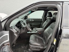 Used 2015  Ford Explorer 4d SUV 4WD Limited at Paradise Motors near Lansing&comma; MI