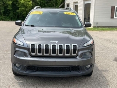 Used 2014 Jeep Cherokee 4d SUV FWD Latitude at Paradise Motors near Lansing, MI