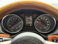 Used 2011  Jeep Grand Cherokee 4d SUV 4WD Overland at Paradise Motors near Lansing&comma; MI