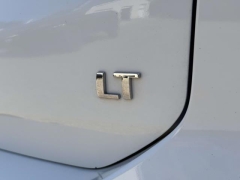 Used 2020  Chevrolet Equinox 4d SUV FWD LT w/1LT at Paradise Motors near Lansing, MI