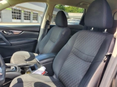 Used 2018  Nissan Rogue 4d SUV AWD SV at Paradise Motors near Lansing&comma; MI