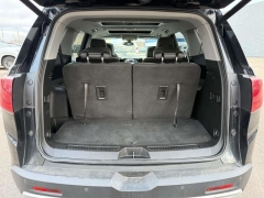 Used 2017  GMC Acadia AWD 4dr SLT w&sol;SLT-1 at Paradise Motors near Lansing&comma; MI