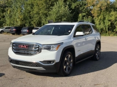Used 2017  GMC Acadia 4d SUV AWD SLT-2 at Paradise Motors near Lansing, MI