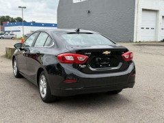 Used 2017  Chevrolet Cruze 4d Sedan LT Auto at Paradise Motors near Lansing, MI