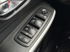 Used 2018  Jeep Cherokee 4d SUV 4WD Trailhawk V6 at Paradise Motors near Lansing&comma; MI
