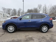 Used 2017  Nissan Rogue 4d SUV FWD S at Paradise Motors near Lansing, MI