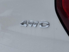 Used 2018  Ford Explorer 4d SUV 4WD XLT at Paradise Motors near Lansing&comma; MI