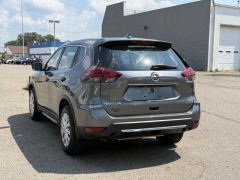 Used 2019  Nissan Rogue FWD at Paradise Motors near Lansing, MI