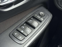 Used 2016  Jeep Cherokee 4d SUV 4WD Latitude V6 at Paradise Motors near Lansing&comma; MI