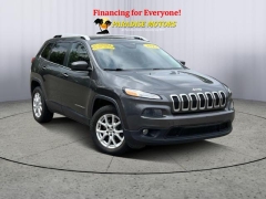  2014 Jeep Cherokee 4d SUV FWD Latitude at Paradise Motors near Lansing, MI