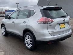 Used 2016 Nissan Rogue 4d SUV AWD S at Paradise Motors near Lansing, MI