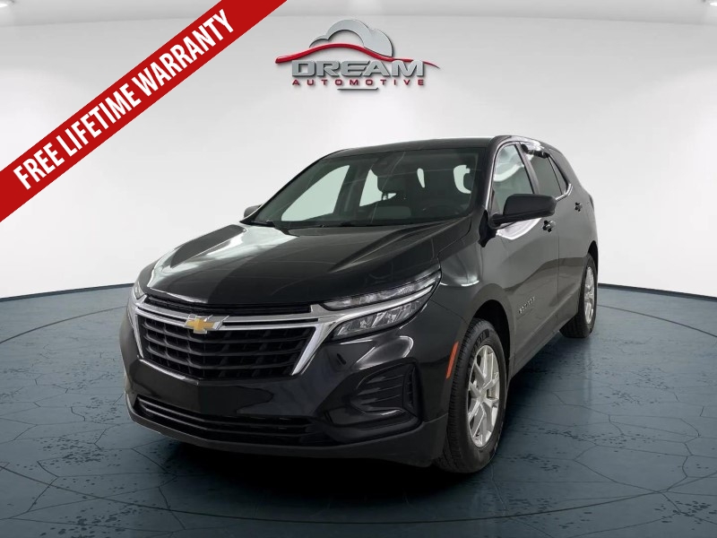 2022 Chevrolet Equinox LS photo 3