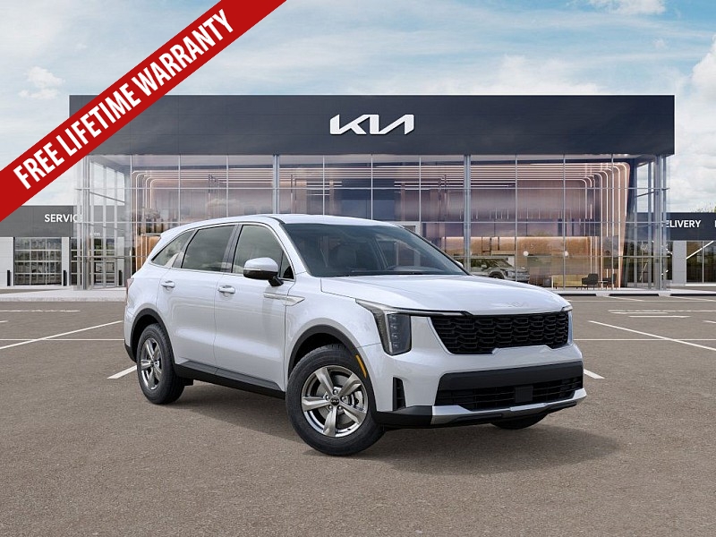 2025 Kia Sorento LX's photo