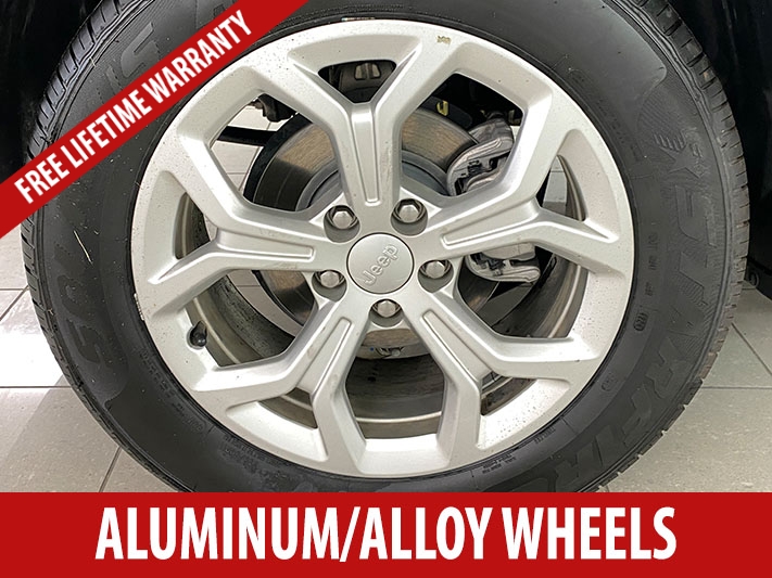 2024 Jeep Compass Latitude photo 4