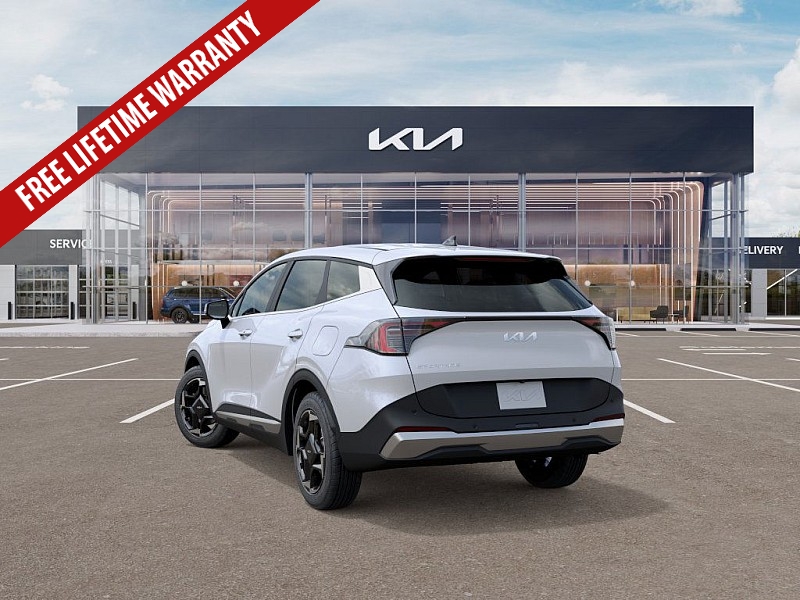 2026 Kia Sportage EX photo 3
