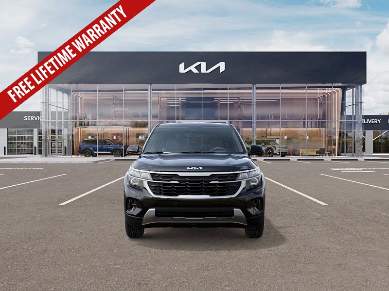 2026 Kia Seltos LX photo 2