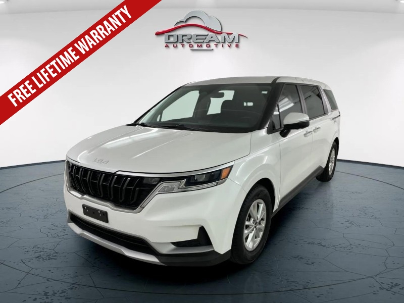 2023 Kia Carnival LX photo 3