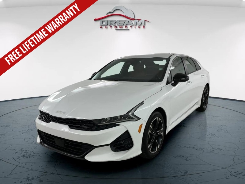 2024 Kia K5 GT-Line photo 3