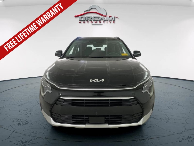 Used 2024 Kia Niro EX with VIN KNDCR3LE5R5147183 for sale in Kansas City