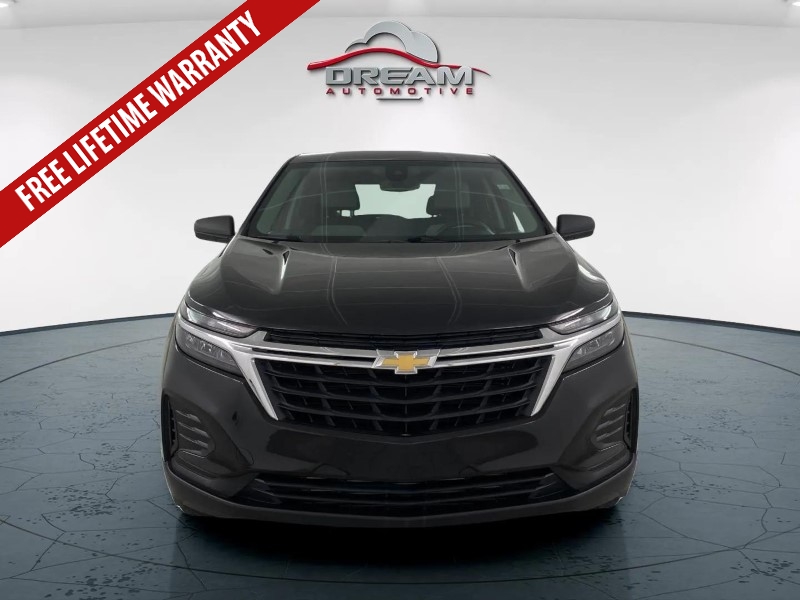 2022 Chevrolet Equinox LS photo 2