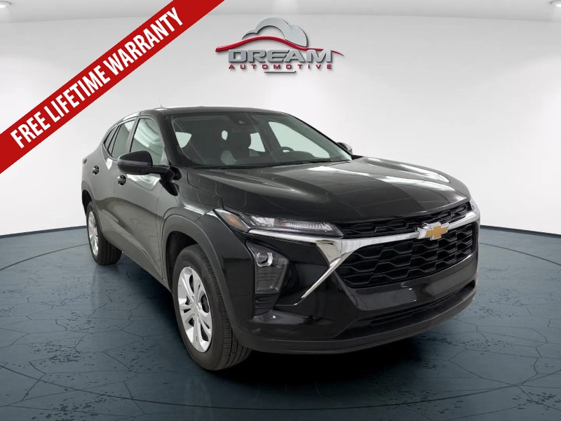 Used 2025 Chevrolet Trax LS with VIN KL77LFEP0SC183543 for sale in Kansas City