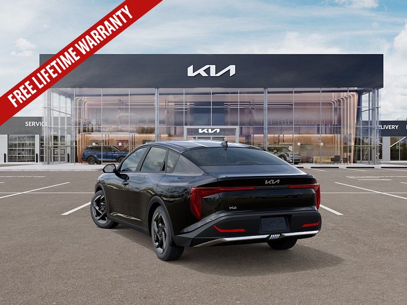 2025 Kia K4 EX photo 4