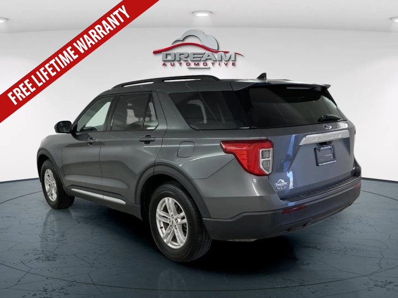 2022 Ford Explorer XLT photo 3