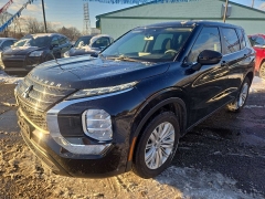 Used 2023  Mitsubishi Outlander ES S-AWC at City Wide Auto Credit near Toledo&comma; OH