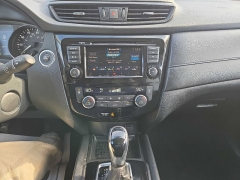 Used 2018  Nissan Rogue 4d SUV AWD SV at City Wide Auto Credit near Toledo&comma; OH