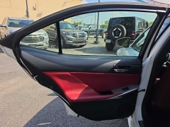 Used 2014  Lexus IS 350 4dr Sdn RWD at City Wide Auto Credit near Toledo&comma; OH