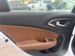 Used 2016  Chrysler 200 4d Sedan C V6 at City Wide Auto Credit near Toledo&comma; OH