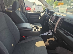 Used 2022  Ram 1500 Classic 4WD Tradesman Quad Cab 6'4" Box at City Wide Auto Credit near Toledo&comma; OH