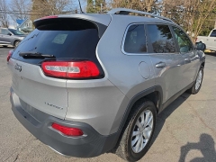 Used 2016  Jeep Cherokee 4d SUV 4WD Limited V6 at City Wide Auto Credit near Toledo&comma; OH