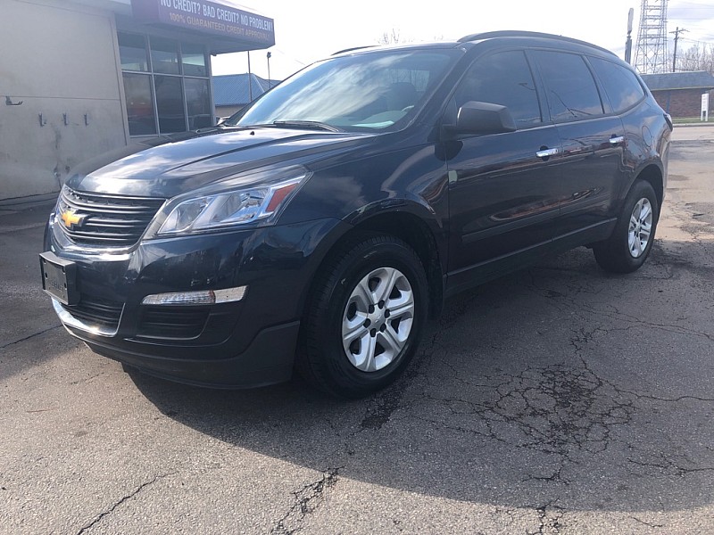 Used 2017  Chevrolet Traverse 4d SUV FWD LS at City Wide Auto Credit near Toledo, OH